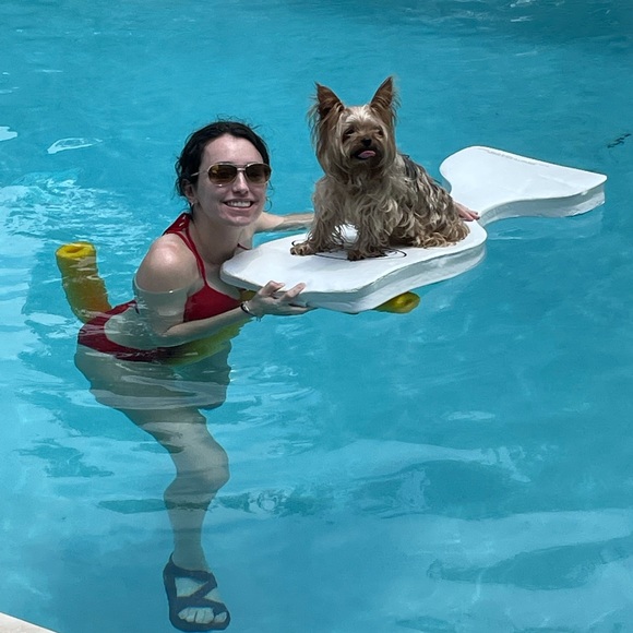 Meet your Posher, Amy - Picture 3 of 16